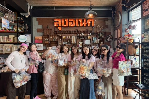 ร้านขายของฝากลุงเอนก outlet ของฝากเพชรบุรี